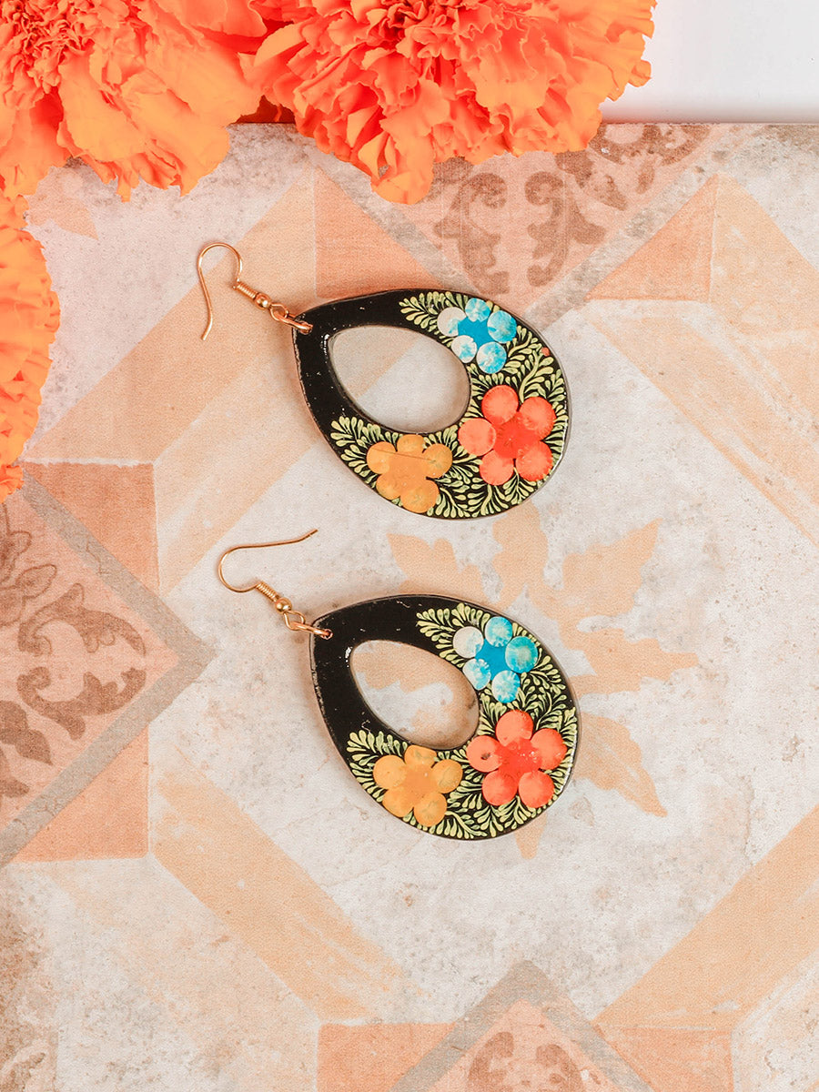 Artisanal Hand Painted Earrings Multicolor 602161
